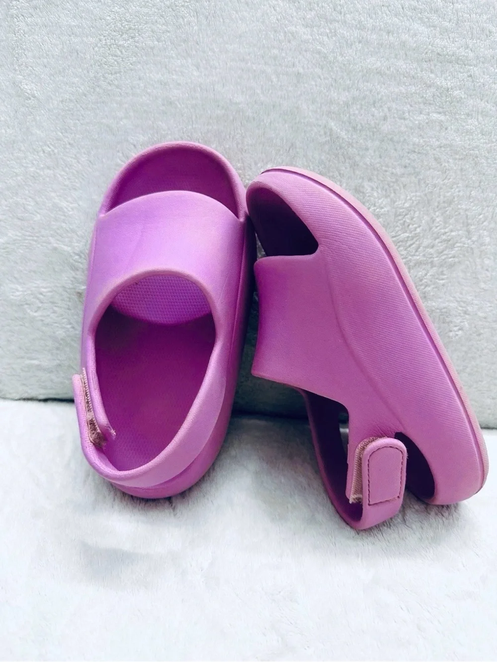 DSG GIRLS SANDALS Lilac Color Size US 10 Kids